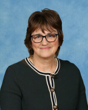 Sara Gmitrowicz - Accounting Officer - i2i Teaching Partnership Fareham & Gosport SCITT