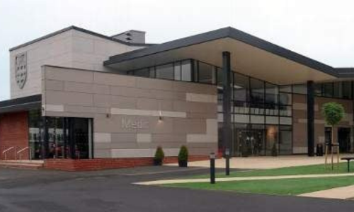i2i Teaching Partnership Weydon Training Centre in Farnham Surrey 3